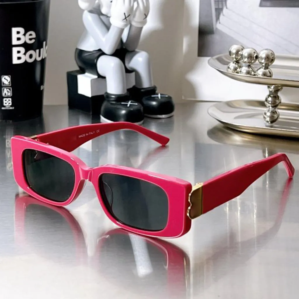 Lunettes de soleil pour femmes et hommes, lunettes de soleil pour hommes, Style à la mode, protège les yeux, lentille UV400, qualité supérieure, avec boîte aléatoire 298r, 0096