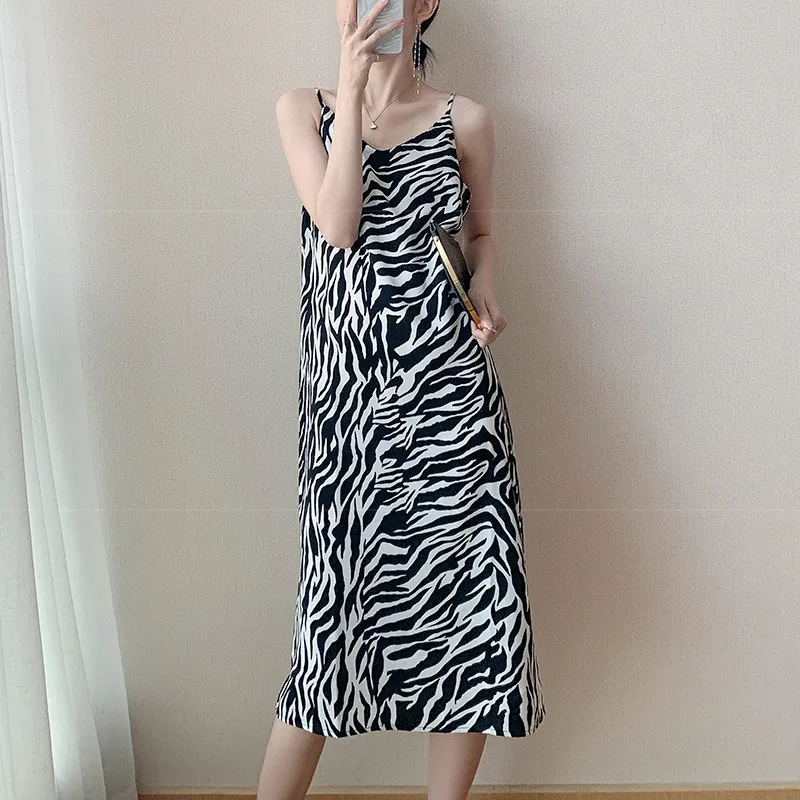Ärmelloses Kleid Frauen Zebra Gestreiften Sexy Alle-spiel Elegante Kleider Frauen V-ausschnitt Mode Lose LeisureM-6XL Ins Chic Harajuku