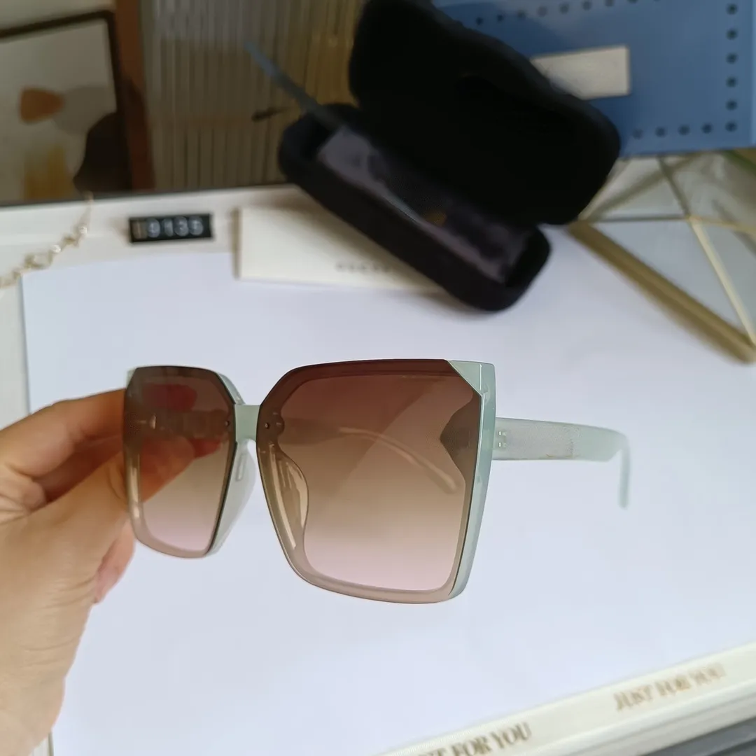 2022 Novos óculos de sol HD Polarizados Personalidade Moda Óculos de sol 9135