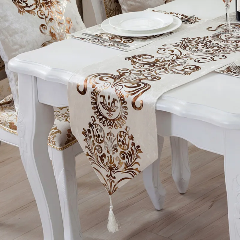 Style européen classique maison flanelle chemin de table mode contracté couverture de thé moderne luxe réfrigérateur garde-robe drapeau 53 220615