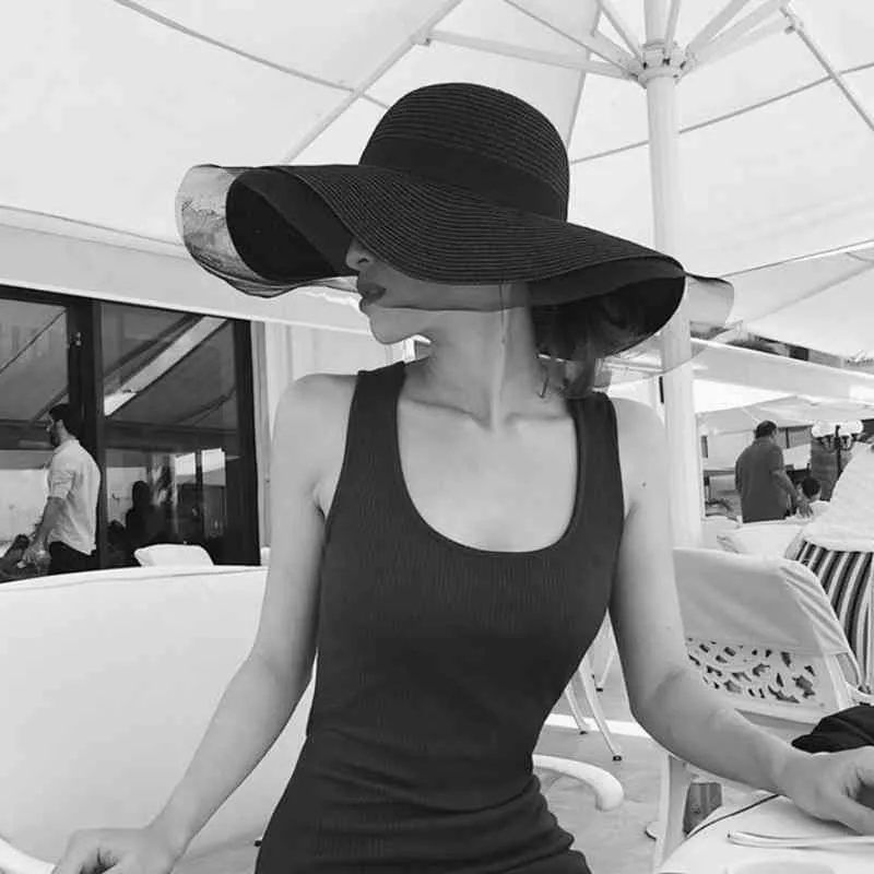 2021女性の女の子のための新しい太陽の帽子ワイド橋のフロッピー麦わら帽子夏のボヘミアのビーチキャップリボンチャップーローブラック