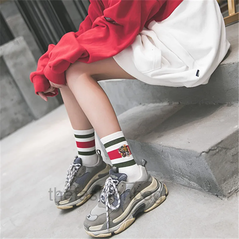 Designer Socks Tiger broderi Luxury Brand Women's Tide Brand Breattable Sports Striped Cotton