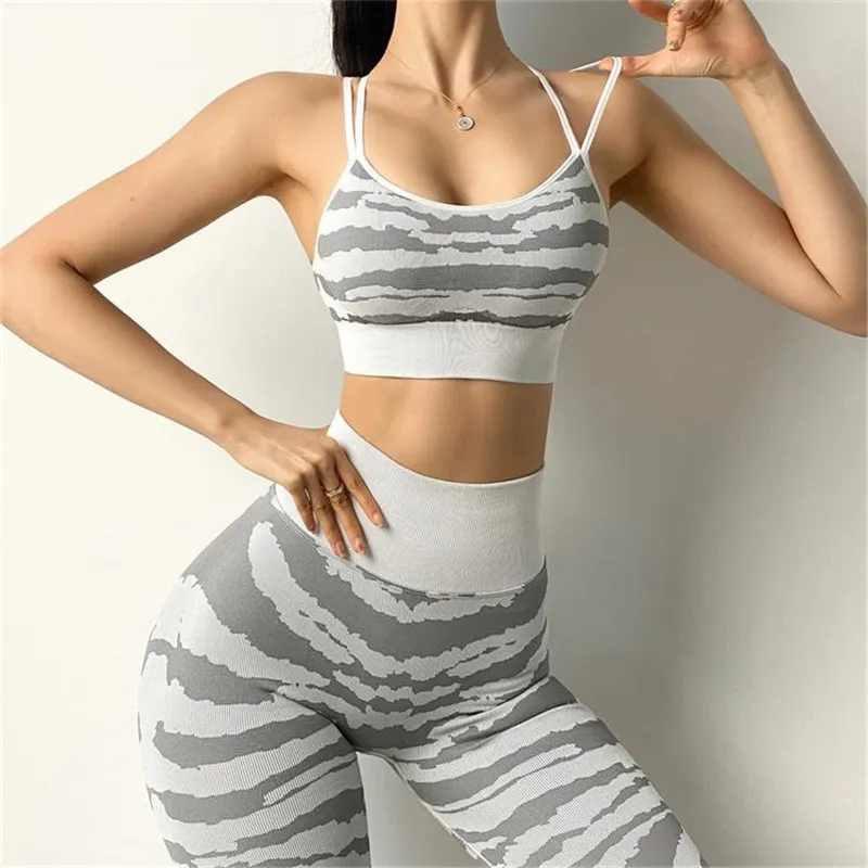 Tigre sans couture femme Yoga ensembles vêtements de Sport survêtement entraînement Gym porter vêtements de course Ensemble femmes Sport tenue Fitness costumes 220517