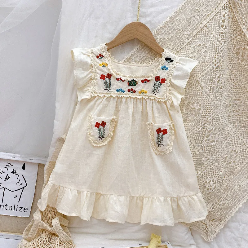 女の子の花刺繍ドレス夏のレトロな飛行スリーブプリンセスドレス3-7歳の子供カジュアルな服ファッションVestidos 220426
