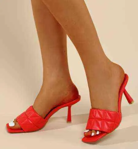 2022 Luxus Designer Slides Frauen 7,5 cm High Heels Maultiere Fetisch Sommer Mode Qualität Sandalen Dame Hausschuhe Grün Rot Schuhe G220527