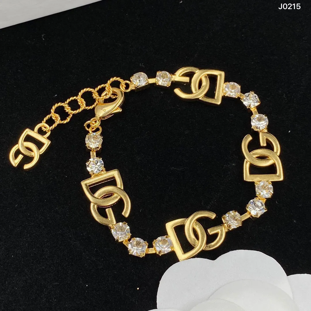 Bracciali da donna con fascino di nuova concezione alla moda scavano lettere G con diamanti Bracciale da donna placcato oro 18 carati Gioielli firmati DG-287B