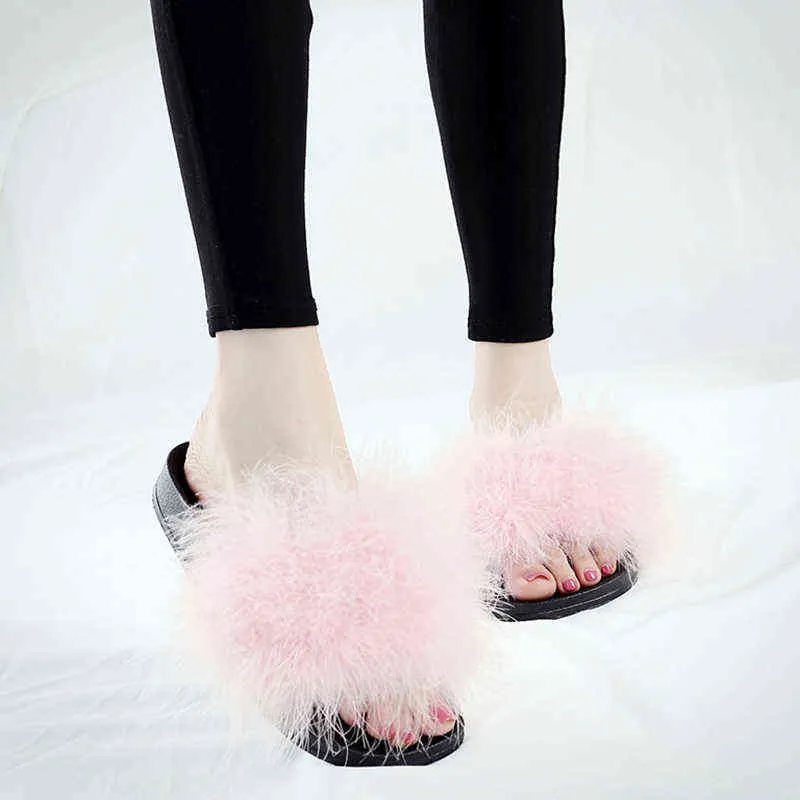 2022 New Arrival Girl Luxury Fluffy Ostrich Feather Slippers Ladies Indoor Furry Fur Flip Flops女性ファースライドS3171 G220521