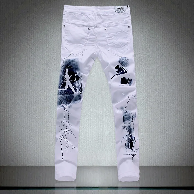 Erkekler Rahat Denim Jeans Uzun Tasarım Kore Tarzı Streç Slim Fit Beyaz Baskı Moda Dropship Artı Boyutu 28-42 220328
