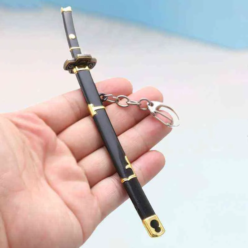 Anime One Piece Снежный нож брелок Zoro Sword Metal Keyrings Подвески Автомобильные Цепочки Ключ Косплей Аксессуары Рисунок подарок AA220318