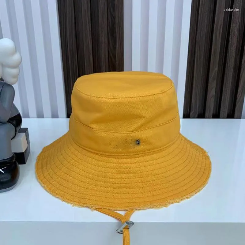 Chapéus de aba larga Designer de luxo Mulheres Summer Casquette Metal Logo Le Bob Andichaut Woman Brand Bucket Hatswide333V