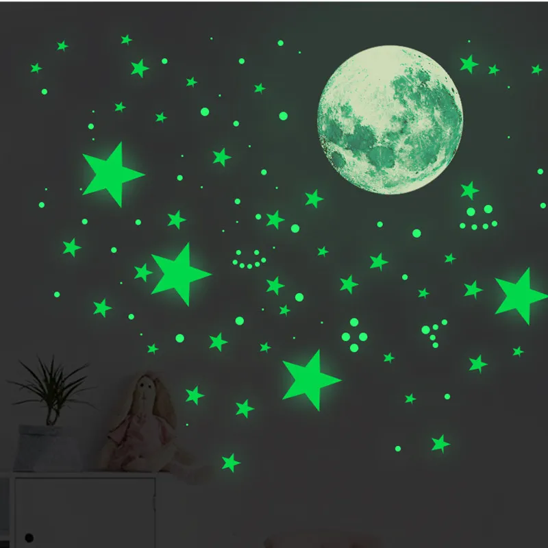 Светящиеся в темноте звезды для потолка, флуоресцентные наклейки на стену с луной, наклейки для детской спальни, украшения для детской комнаты, гостиной 22067542180