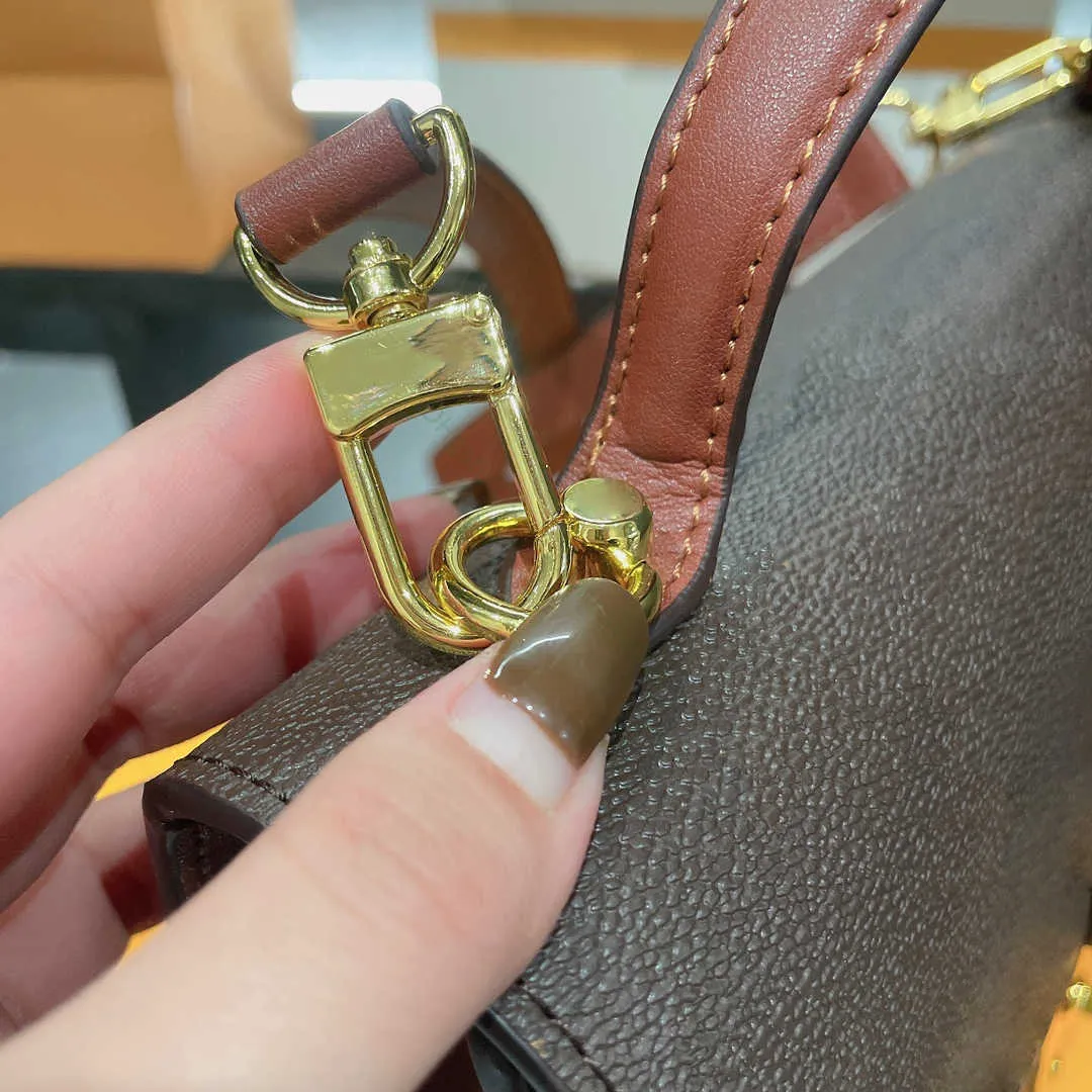 Messenger Dame Mode Leder Einzeltaschen Haspe berühmte Designer Frauen beliebte heiße hochwertige junge lässige Cross Body Schulterhandtaschen