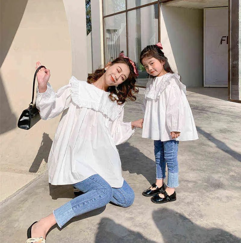 Chemises assorties à la mode pour famille, vêtements maman et moi, chemisier coréen à gros revers à volants, Look de famille mère et fille, printemps