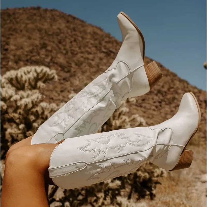 BONJOMARISA White Cowboy Cowgirls Western Boots Bordado Moda Feminina até o Joelho Design de Outono Sapatos Femininos 220813