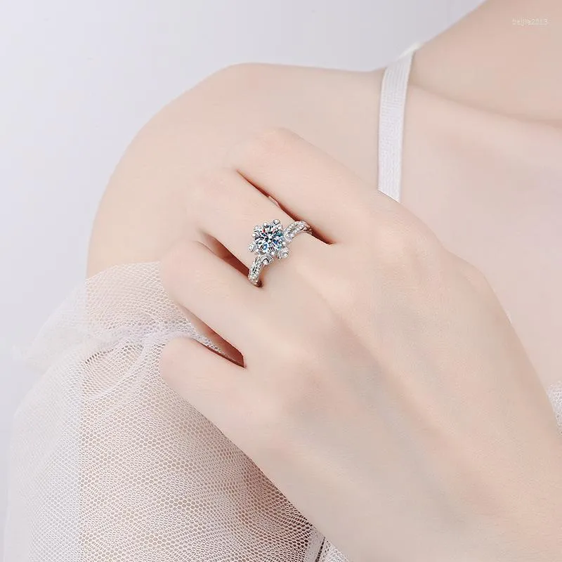 Pierścienie klastra srebrne 925 Oryginalne genialne cięcie 1 test diamentowy przeszłość d Color Moissanite Vintage Design Pierścień biżuterii kamieni szlachetnych