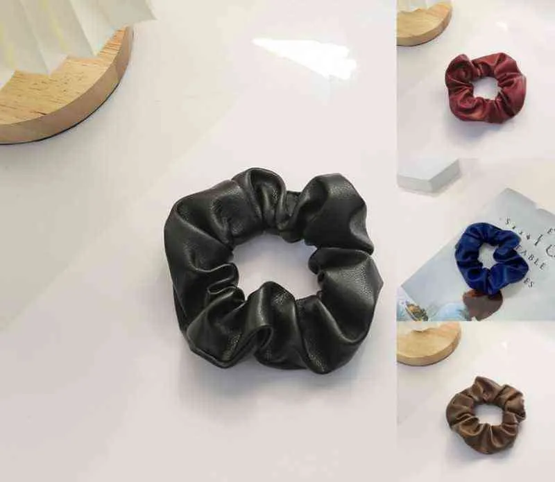 Stylish PU Leather Scrunchies Solid Hair Rubber band For Women Girls Elastic Hair bands Ponytail Holder Fashion Hair Accessories AA220323