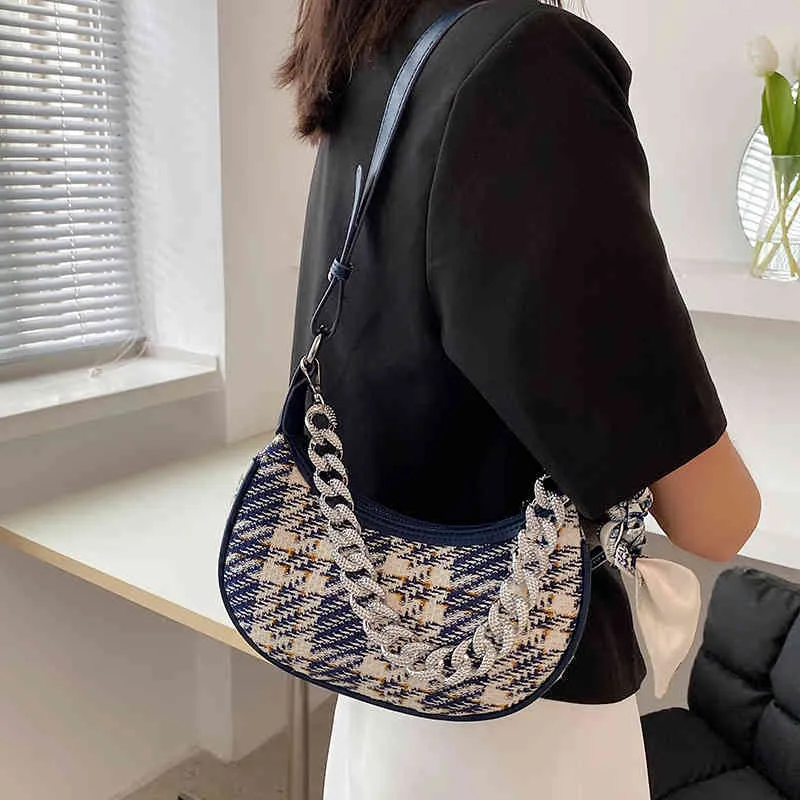 Tide Brand Wholesale This Year's Popular Chain Women's New Single Underarm Simple Crescent Fashion Trend Shoulder Crossbody Bags