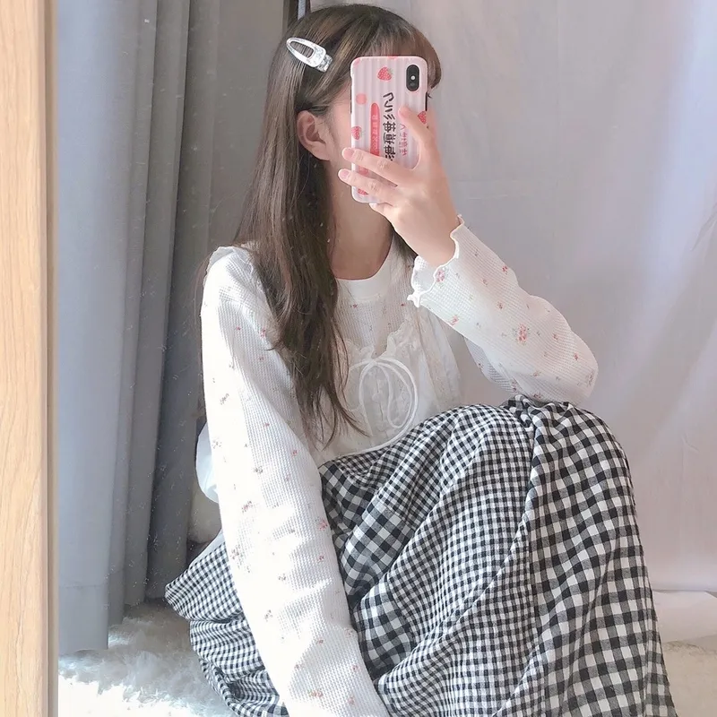 Harajuku Kawaii schattige retro lange mouw t-shirts chique bloemen printing kant tops wafel stof vintage witte top femme 220408