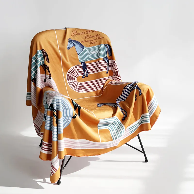 Дизайнерское роскошное модное бархатное одеяло с принтом лошади, повседневное двухслойное одеяло для путешествий, самолета, чехол для отдыха, чехол для дивана300N