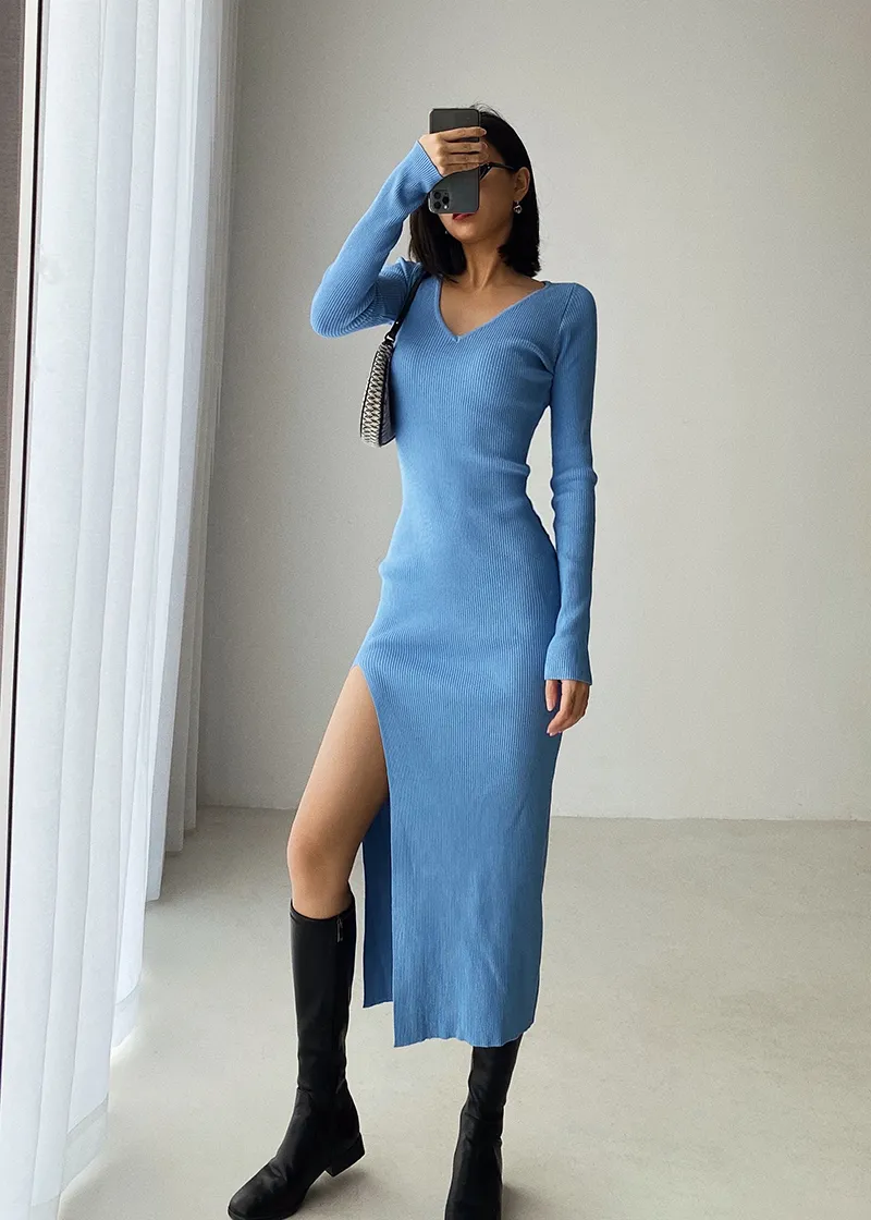 Bahar ve Kış Seksi Fransız Yarık Kazak Elbise Kadın İnce Sıkı Uygun Hip-Örgü Aşırı Diz Elbiseler 220402