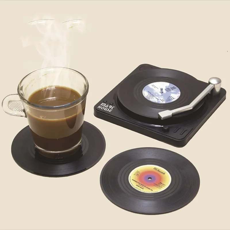 Vinyl Disk Coasters With Record Player Holder Creative Koffie Mok Cup Onderzetters Hitte endig Antislip Pads 220627