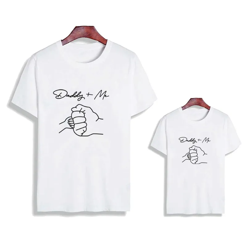 아빠와 나 매칭 셔츠 Daddyme 인쇄 재미있는 가족 매칭 Tshirts 아버지의 날 선물 아빠 딸 아들 복장 옷 220531