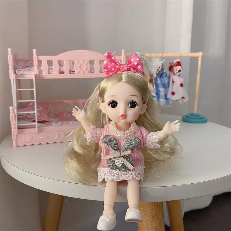 Dolls 112 BJD Juguetes Munecas Para Girls 3D محاكاة الأميرة اللباس Up Childrens Doll Toys Cute Multijoint Dolls Homies 220826