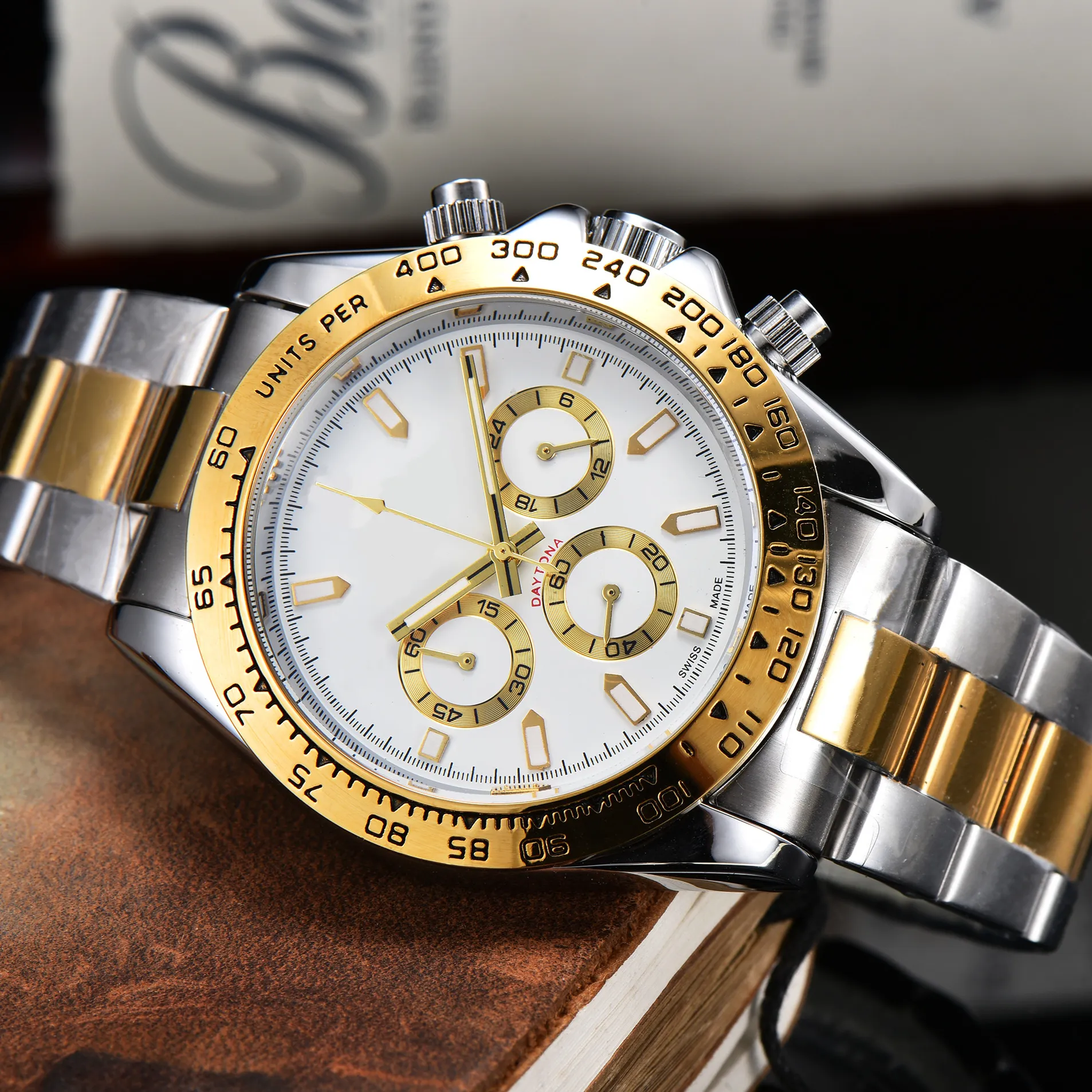 Novo relógio de relógio de moda automática aço inoxidável cerâmica relógios de pulseira Men hour Hand Quartz Movem
