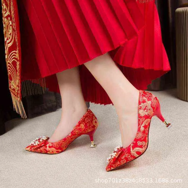 chaussures Xiuhe demoiselle d'honneur chinois talons épais haute version coréenne raisin mère bouche peu profonde seule femme 220506