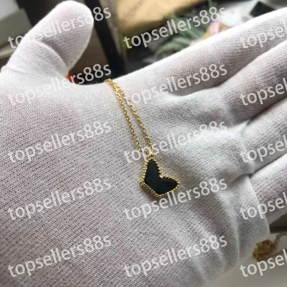 Fashion Butterfly Pendant Collier Tempérament Clavicule Chain