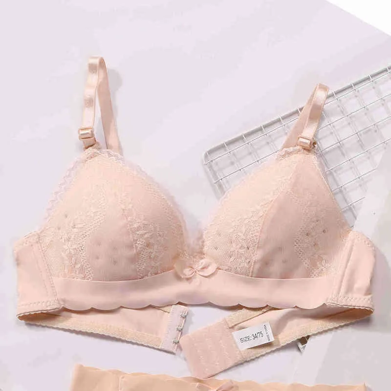 Push Yukarı Kız Sütyen Kablosuz İç çamaşırı Arka Çıkmaz Kenarlar Sütyen Üçgen Seksi Bralette Yumuşak Bel Kadınlar Yaz Moda Üstleri L220726