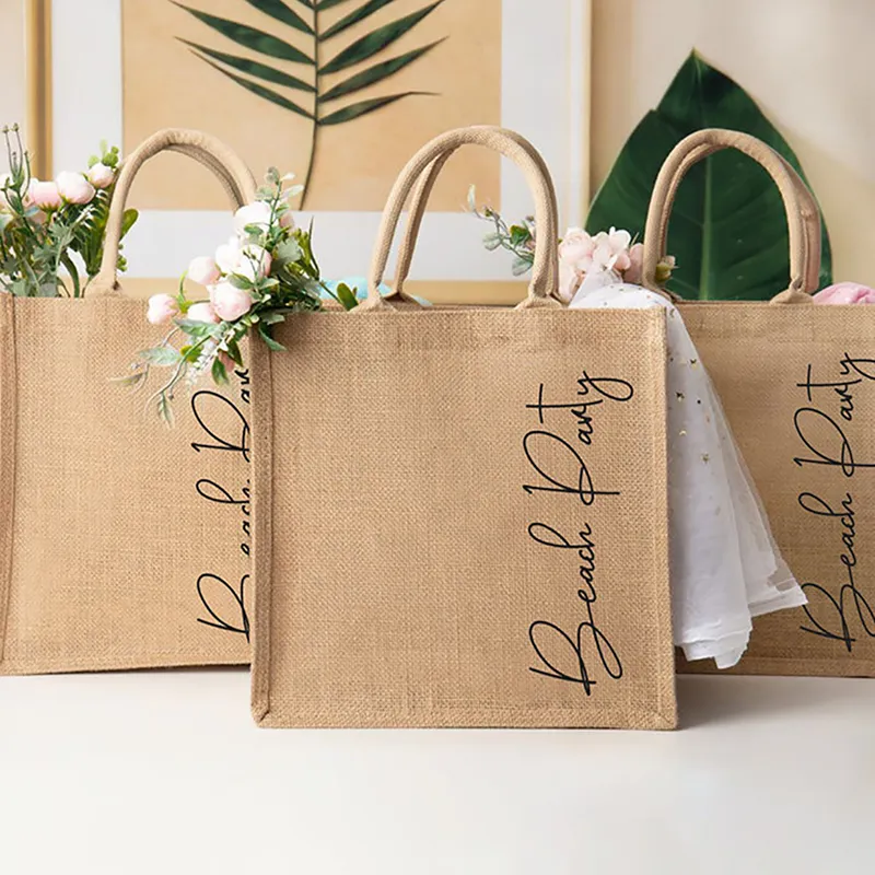 Personlig brudtärna Bachlorette Bridal Party Tote Bag Custom Burlap stora strandpåsar Gåvor för bröllopsförslag Anniversary 220707