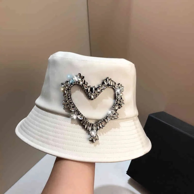 Bucket Hat French Fashion Heavy Industry Rhinestone Love Fisherman Light Luxury Trend Women Summer Sunshade Yf0507