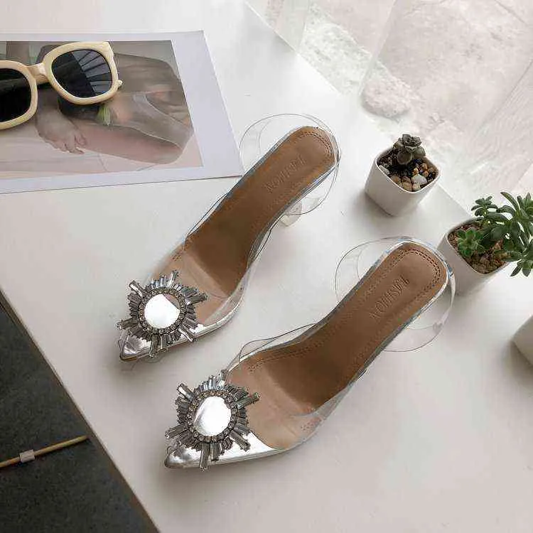 2021 Summer Ny koreansk version av strass transparenta kristallskor Högklackade sandaler Stilettoskor stor storlek G220518