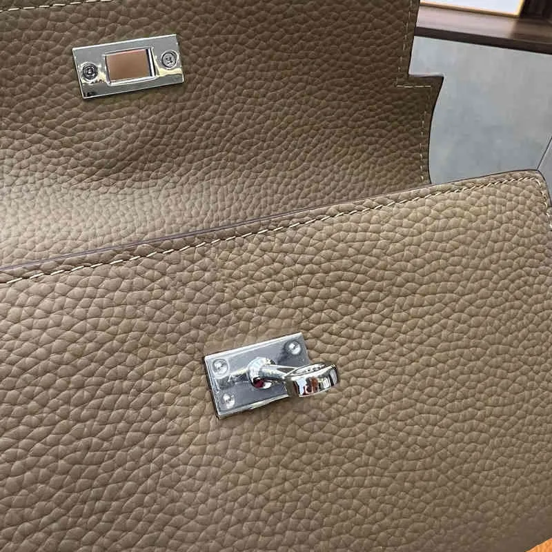 Leather Zipper Women Designer Wallets Lady Fashion Casual Coin Purses Female Popular Phone Clutchs 220525