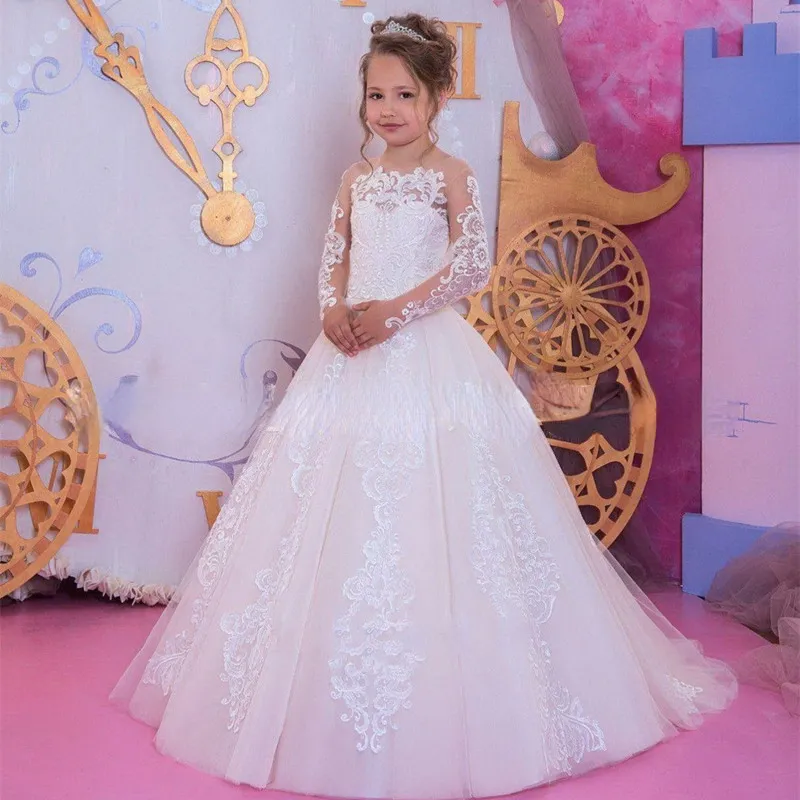 2022 Abiti da ragazza di fiore bianco adorabile matrimoni Scoop Ruffles Pizzo Tulle Perle spettacolo Principessa Bambini Abiti da festa di compleanno matrimoni