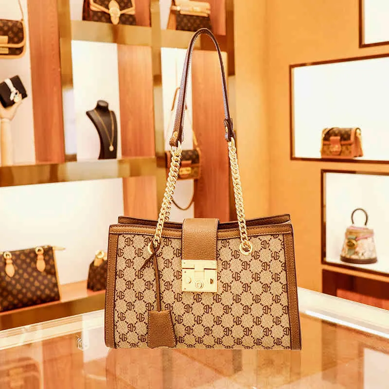 Monederos Outlet Bolso de hombro con cadena para mujer nuevo estilo 2022