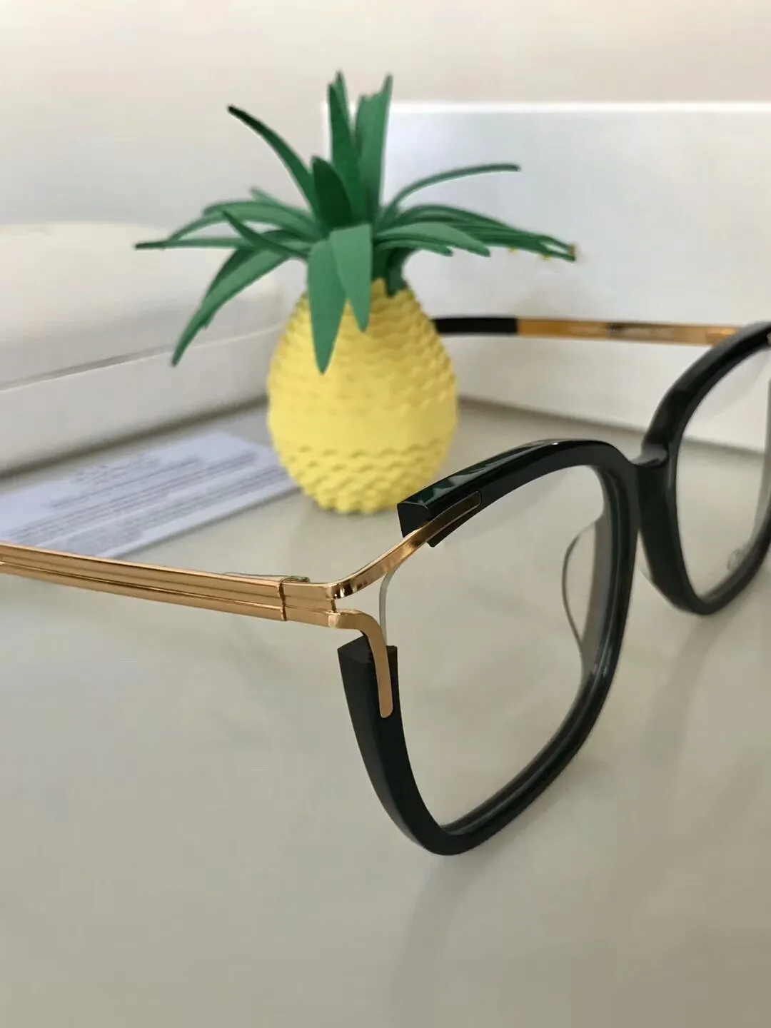 Nuevo marco de anteojos para mujeres y hombres, marcos de anteojos, marco de anteojos, lentes transparentes, marco de gafas, oculos con estuche 2689232P