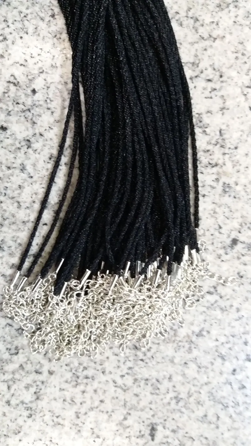 100 Stück Halskettenschnur aus schwarzer Satinseide, 2,0 mm, 18'', 20'', 22'', 24'' mit 2'' Extensi258l