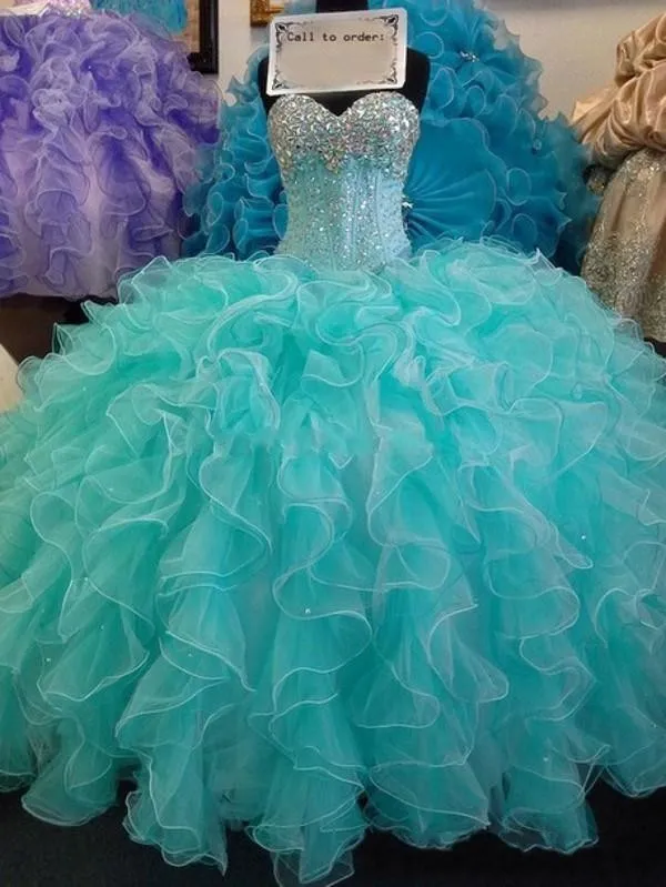 2021 Sexy Bling Quinceanera Dresses Ball Gown Sweetheart Crystal Beading Glitter Blue Long Ruffles Tiered Sweet 15 Party Prom Evening Gowns