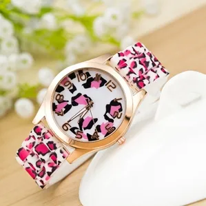 geheel nieuwe mode quartz horloge rose bloemenprint siliconen horloges bloemen jelly sporthorloges voor dames heren meisjes roze who241c