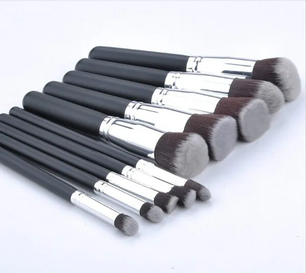 New Arrival10pPcsSilver Synthetic Kabuki Makeup Brush Set Cosmetics Foundation Blending Women Blush Makeup Tool