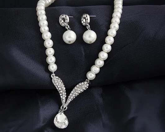 Bridesmaid Jewelry Set for Wedding Crystal Rhinestone Tear Drop-Shaped Fashion Jewelry Pearl Necklace pendants Earring Party Jewelry Sets