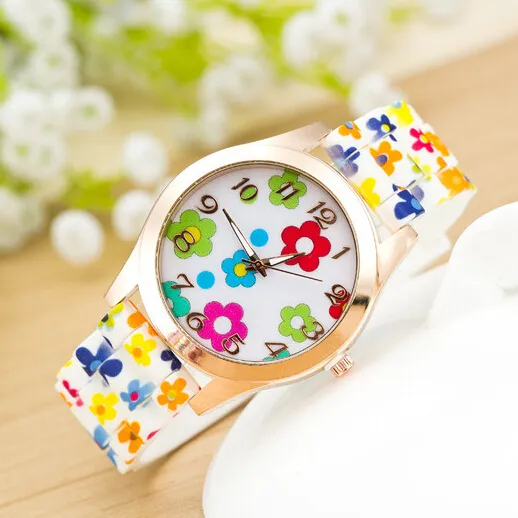 Hela nya Fashion Quartz Watch Rose Flower Print Silicone Watches Floral Jelly Sports Watches For Women Men Girls Pink Who225Z