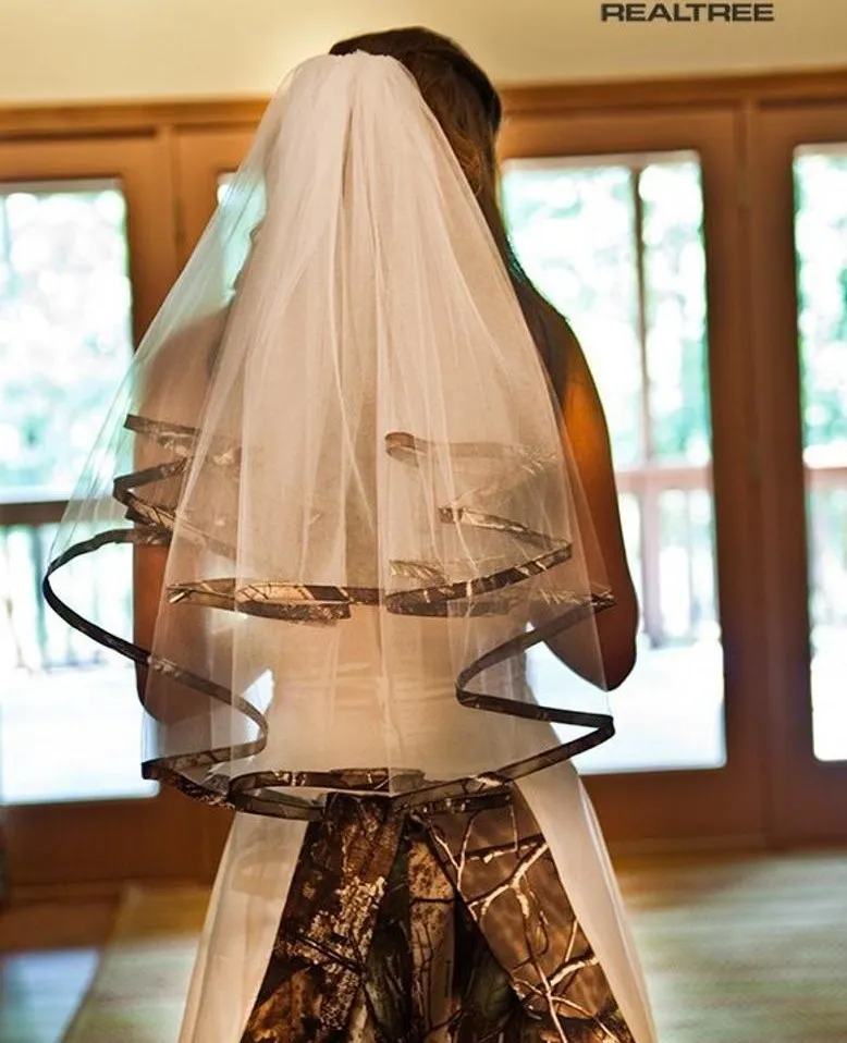 2018 Camo Wedding Veils Made Sprzedaż 2 warstwy długość łokcia