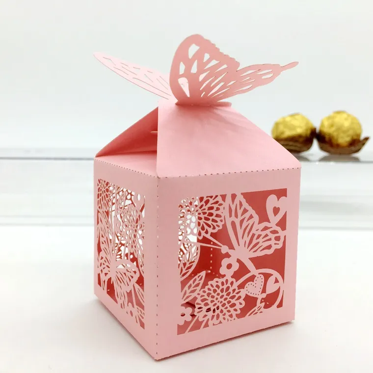 100 pçs corte a laser coração oco borboleta flor caixa de doces caixas de chocolates para festa de casamento chá de bebê favor gift219c
