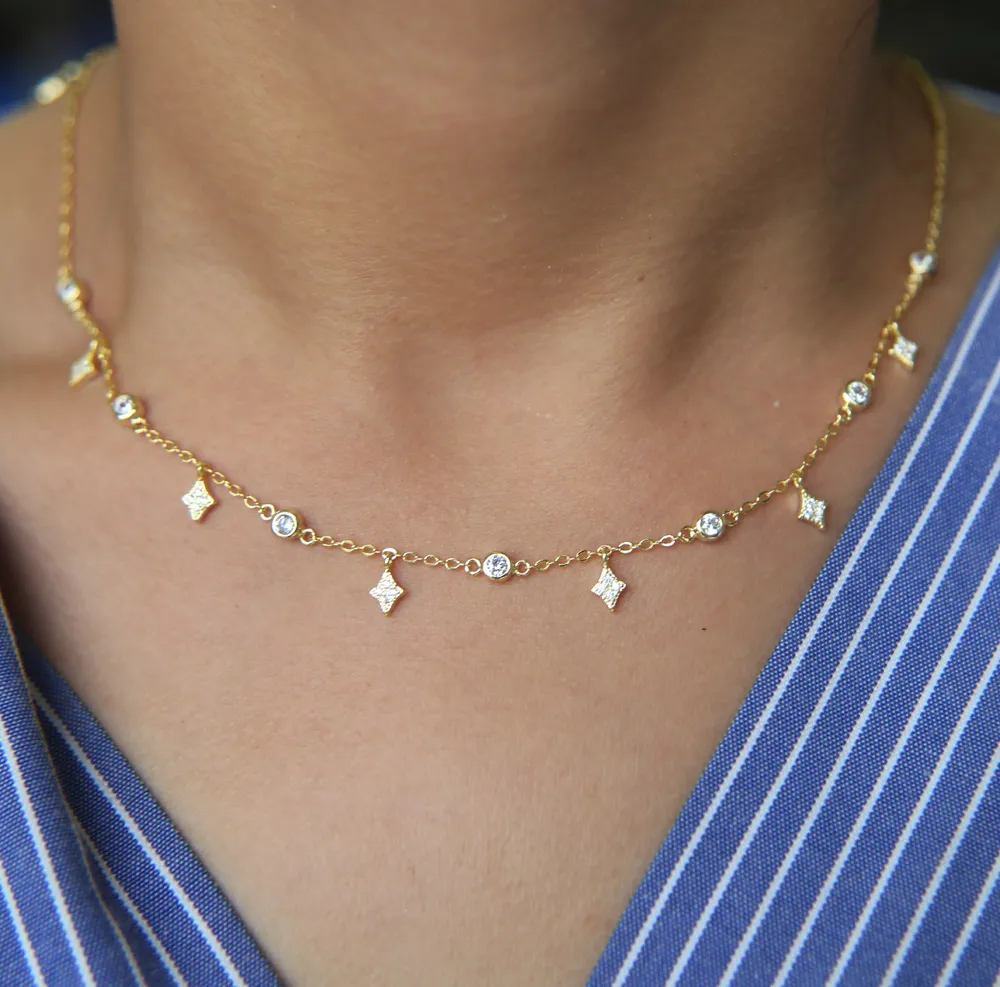 Factory Fashion Damen Halsband 337 cm Gold Rose Rhodium Diamantform CZ Tropfen Charm CZ Station Damen Gold Mode Halskette245p