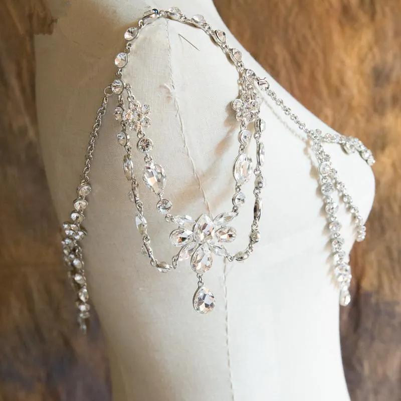 Vintage Wedding Bridal Shoulder Chain Halsband Body Chain Silver Crystal Rhinestone Flower Tassel Wrap Smycken Kvinnor Prom Pendant 2429