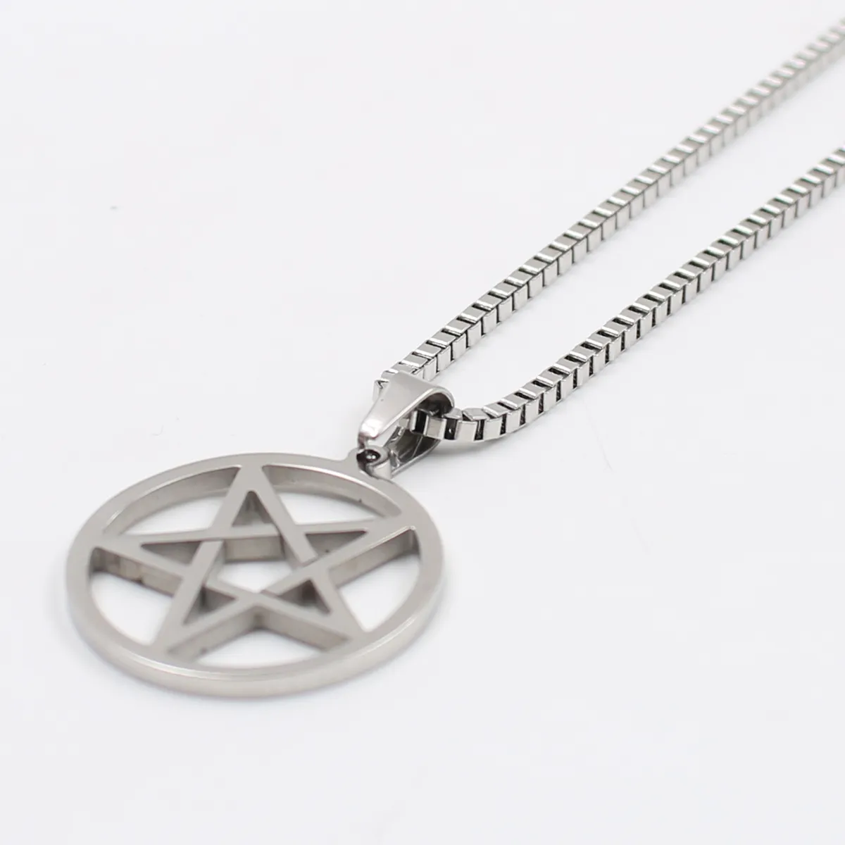 Pentagramme symbole satanique culte de Satan Wicca Pentacle collier pendentif en acier inoxydable argent or noir 2 4mm 24 pouces chaîne de boîte f253D