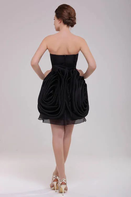Gerçek Görüntü Kısa Gelinlik Modelleri Seksi Siyah Straplez Bir Çizgi Benzersiz Stil Kısa Mini Balo Parti Abiye